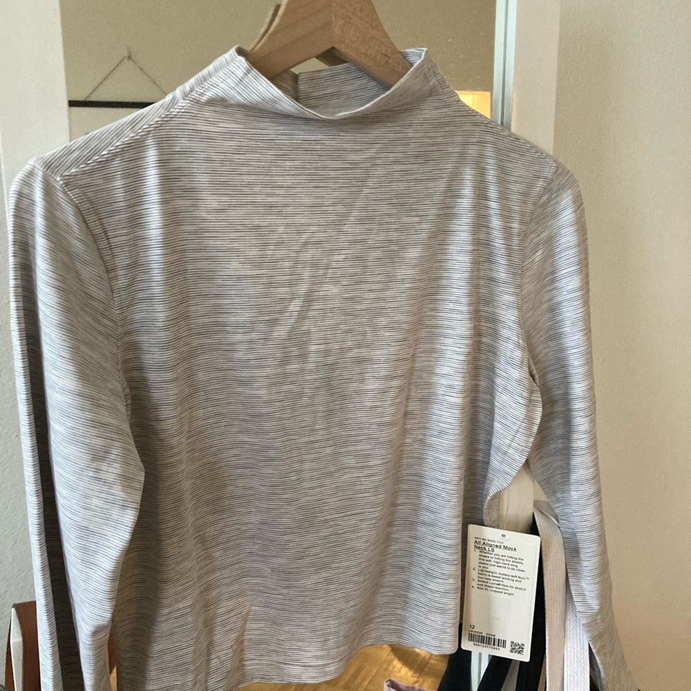 Lululemon all aligned mock neck long sleeve top Sz 12 nwt sold out